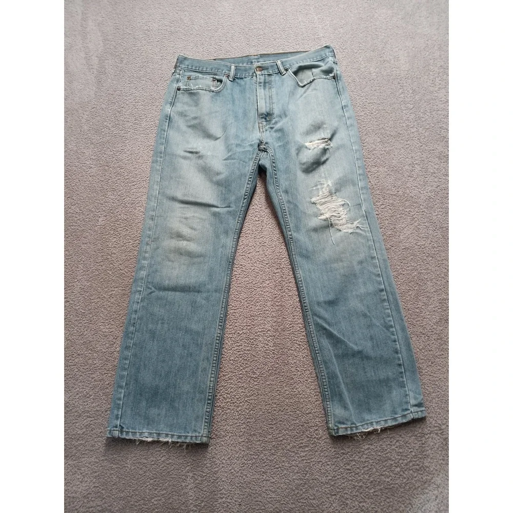Levi's 559 Relaxed Straight Men's W36 L32‎ Light Wash Distressed Denim Jeans